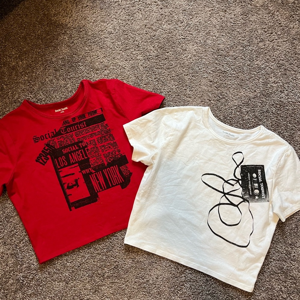 Hollister Social Tourist Crop Tops- 2 tops